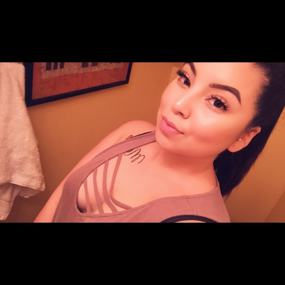 Meet your Posher, Yamilet